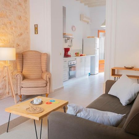 Farinera Vella Villa Santanyi Bagian luar foto