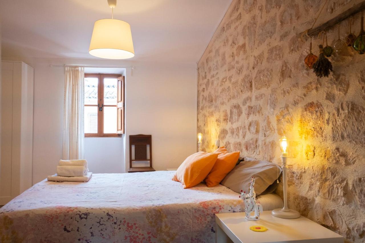 Farinera Vella Villa Santanyi Bagian luar foto