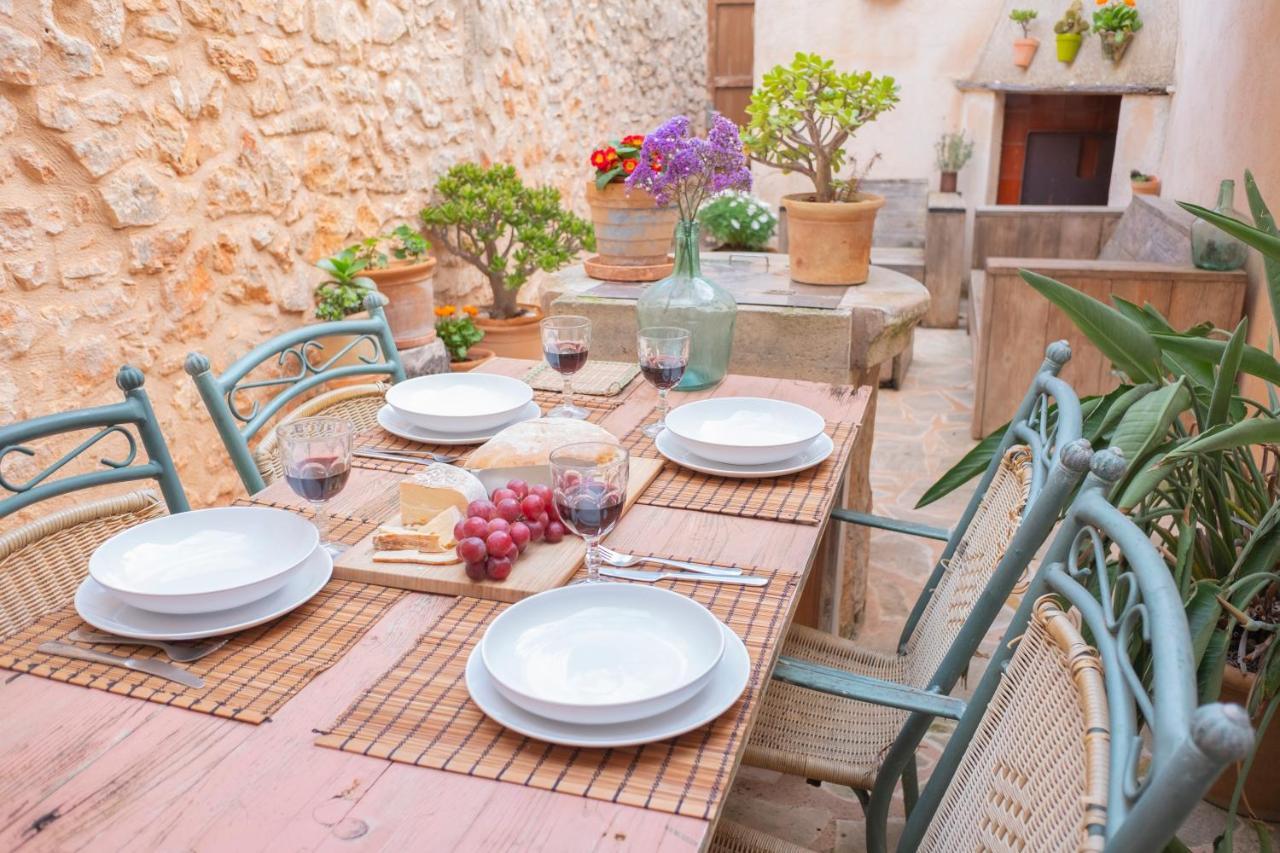 Farinera Vella Villa Santanyi Bagian luar foto