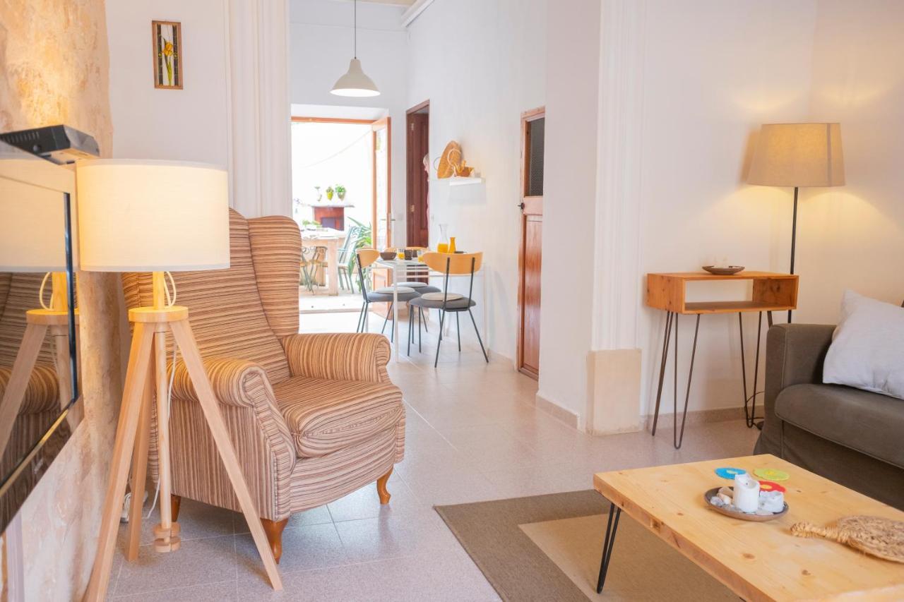 Farinera Vella Villa Santanyi Bagian luar foto