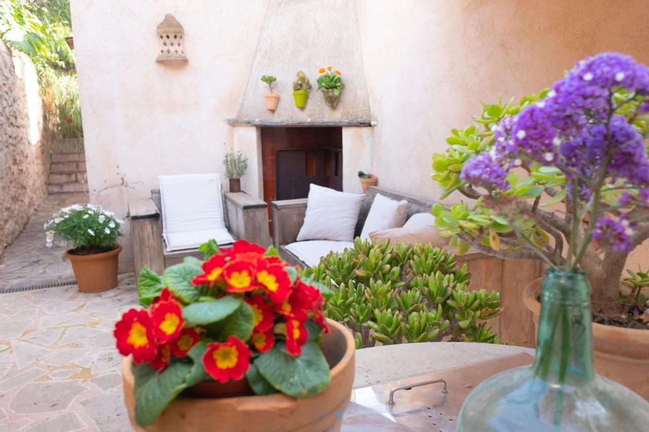 Farinera Vella Villa Santanyi Bagian luar foto