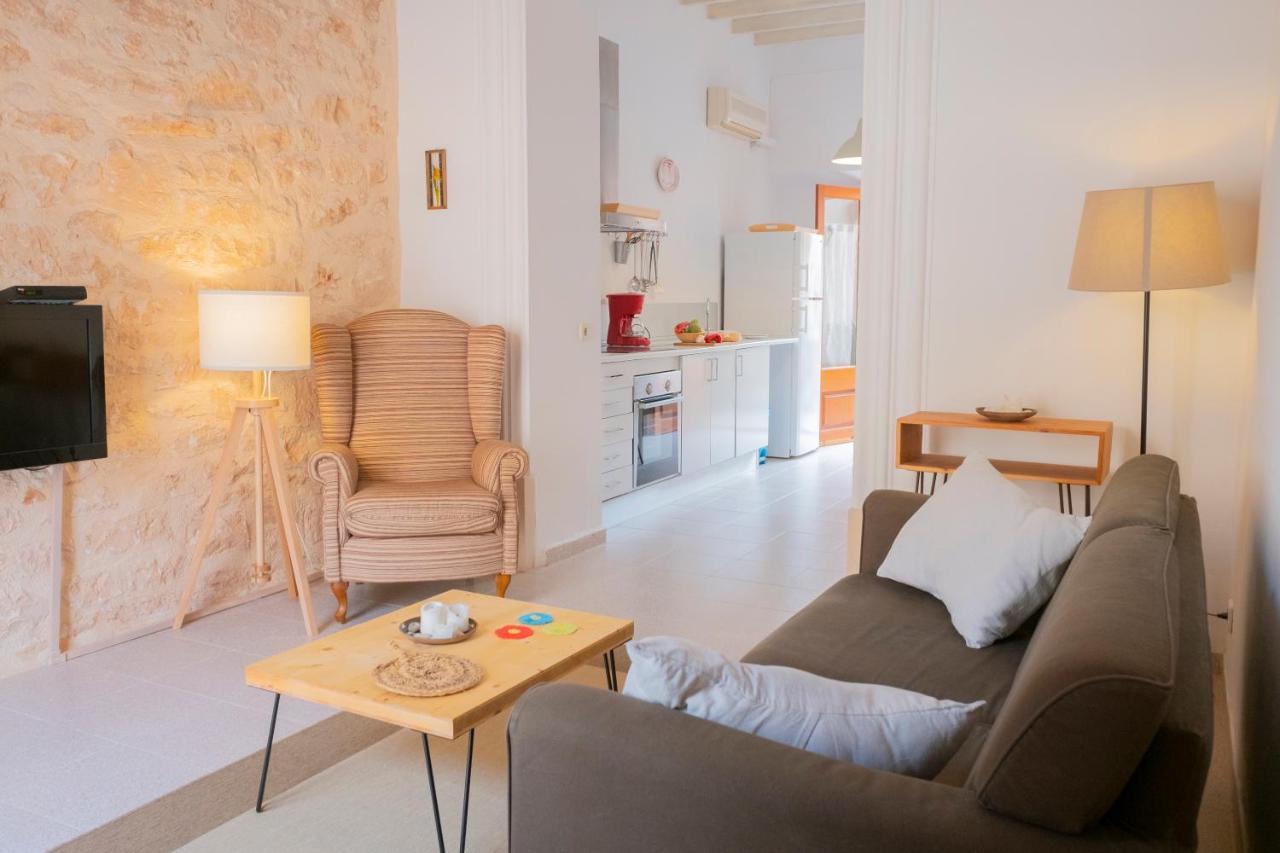 Farinera Vella Villa Santanyi Bagian luar foto